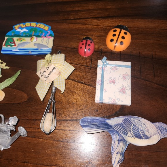 Lot of 13 vintage magnets. Some handmade. Florida, Butterfly, etc 1980s 1990s - Picture 3 of 9